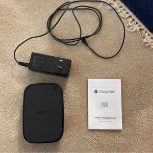 Mophie wireless charging stand